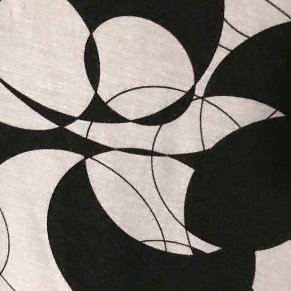 NWT Simons Printed Soft Jersey Turtleneck - Picture 3 of 5